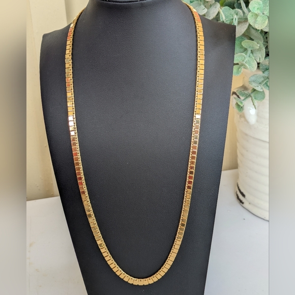 Monet Jewelry - Vintage Monet Chain necklace,‎ Gold Plated. 23"